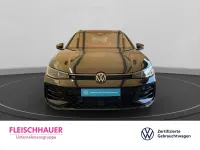 Gebraucht VW Passat R-line 177 PS (130 kW) 2025 Schwarz Kombi
