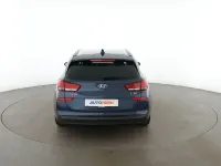 Gebraucht Hyundai i30 Premium 140 PS (102 kW) 2017 Blau Kombi
