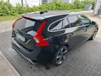 Gebraucht Volvo V60 R-Design 181 PS (133 kW) 2014 Schwarz Kombi