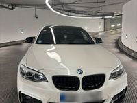 gebraucht BMW 230 i M Paket Weiss F22