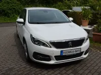 Gebraucht Peugeot 308 131 PS (96 kW) 2021 Weiß Limousine