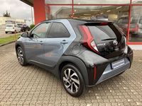 Gebraucht Toyota Aygo X Basis 72 PS (52 kW) 2025 Celestite grey metallic / nigh SUV