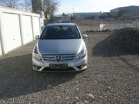 Gebraucht Mercedes B180 109 PS (80 kW) 2014 Polarsilber  metalliclack Van / Kleinbus
