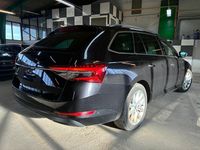 Gebraucht Skoda Superb Style 190 PS (139 kW) 2020 Schwarz Kombi
