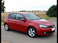 Gebraucht VW Golf VI 122 PS (89 kW) 2010 Rot Kleinwagen