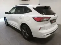 Usado Ford Kuga ST-Line 152 HP (111 kW) 2022 Branco SUV