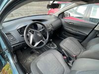 Gebraucht Hyundai i20 77 PS (56 kW) 2009 Blau Kleinwagen