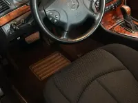 Gebraucht Mercedes E200 163 PS (119 kW) 2002 Silber Limousine