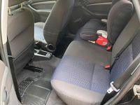 Używany Ford Focus 100 KM (73 kW) 2001 Czarny Sedan/Limuzyna