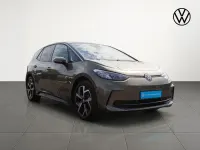 Gebraucht VW ID.3 Pro 150 kW (204 PS) 2024 Dark olivine green metallic/schwarz Kleinwagen