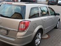 gebraucht Opel Astra 1,9 cdti Caravan .Automatik. TÜV