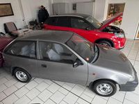 Gebraucht Suzuki Swift 53 PS (38 kW) 1992 Grau Limousine