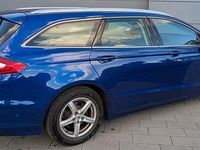 Gebraucht Ford Mondeo Titanium 150 PS (110 kW) 2014 Blau Limousine