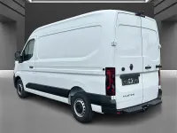 Nowe Renault Master 170 KM (125 kW) 2025 Biały Minivan