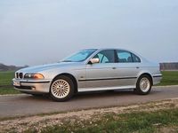 Gebraucht BMW 523 170 PS (125 kW) 1998 Silber Limousine