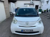Gebraucht Toyota iQ 68 PS (50 kW) 2010 Weiß Kleinwagen