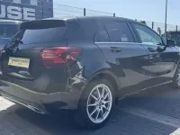 Gebraucht Mercedes A180 109 PS (80 kW) 2016 Schwarz Limousine