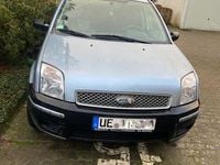 Gebraucht Ford Fusion 101 PS (74 kW) 2005 Blau Kleinwagen