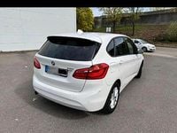 Używany BMW 218 Active Tourer 136 KM (100 kW) 2016 Biały Minivan