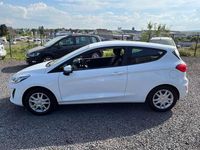 Gebraucht Ford Fiesta Trend 71 PS (52 kW) 2019 Frostweiß Kleinwagen