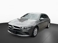 Gebraucht Mercedes CLA200 Progressive 150 PS (110 kW) 2023 Mountaingrau (grau) Coupé