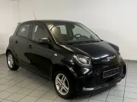 Gebraucht Smart ForFour Electric Drive 60 kW (82 PS) 2022 Schwarz Limousine