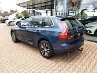 Gebraucht Volvo XC60 Momentum 197 PS (144 kW) 2021 Denimblau (metallic) SUV