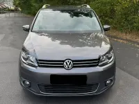 Gebraucht VW Touran 140 PS (102 kW) 2014 Grau Van / Kleinbus