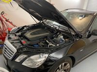 Gebraucht Mercedes E350 300 PS (220 kW) 2010 Schwarz Limousine