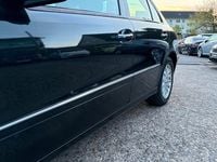 Gebraucht Mercedes E320 Elegance 224 PS (164 kW) 2002 Schwarz Limousine
