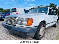 Gebraucht Mercedes E230 132 PS (97 kW) 1988 Weiß Limousine