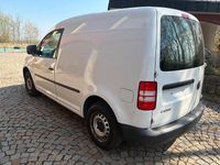 Używany VW Caddy 75 KM (55 kW) 2012 Biały Minivan