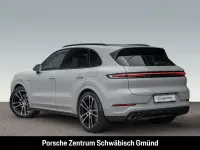 Gebraucht Porsche Cayenne 470 PS (345 kW) 2026 Kreide SUV
