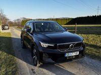 Nowe Volvo XC40 Plus 247 KM (181 kW) 2025 Czarny SUV