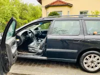 Używany Volvo V70 100 KM (73 kW) 2004 Czarny Kombi