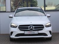 Gebraucht Mercedes 200 150 PS (110 kW) 2022 Weiß Limousine