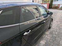 Gebraucht Kia Carens 135 PS (99 kW) 2014 Schwarz Van / Kleinbus