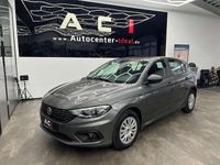Gebraucht Fiat Tipo Pop 95 PS (69 kW) 2016 Grau Kleinwagen