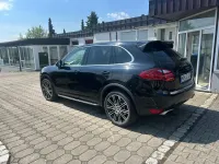 Używany Porsche Cayenne 245 KM (180 kW) 2013 Czarny SUV