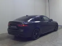 Gebraucht Jaguar XE R-Dynamic 250 PS (183 kW) 2022 Santorini black Limousine