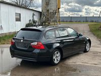 Second-hand BMW 320 163 CP (119 kW) 2007 Negru Break