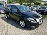 Gebraucht Mercedes B200 136 PS (100 kW) 2013 Schwarz Kleinwagen
