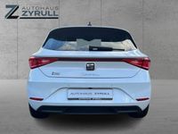 Gebraucht Seat Leon Style 150 PS (110 kW) 2024 Weiß Limousine
