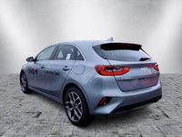 Gebraucht Kia Ceed Platinum 140 PS (102 kW) 2024 Lunar silber met. Kleinwagen