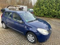 Gebraucht Dacia Sandero 75 PS (55 kW) 2009 Blau Limousine