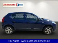 Gebraucht Dacia Sandero 75 PS (55 kW) 2009 Blau Limousine