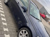 Gebraucht Mercedes C200 136 PS (100 kW) 2011 Blau Kombi