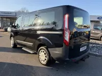 Second-hand Ford Tourneo Custom 2017 Negru Van