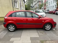 Usata Kia Rio 97 CV (71 kW) 2006 Rosso Berlina