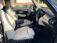 Second-hand Mini Cooper SE 135 kW (184 CP) 2022 Negru Hatchback